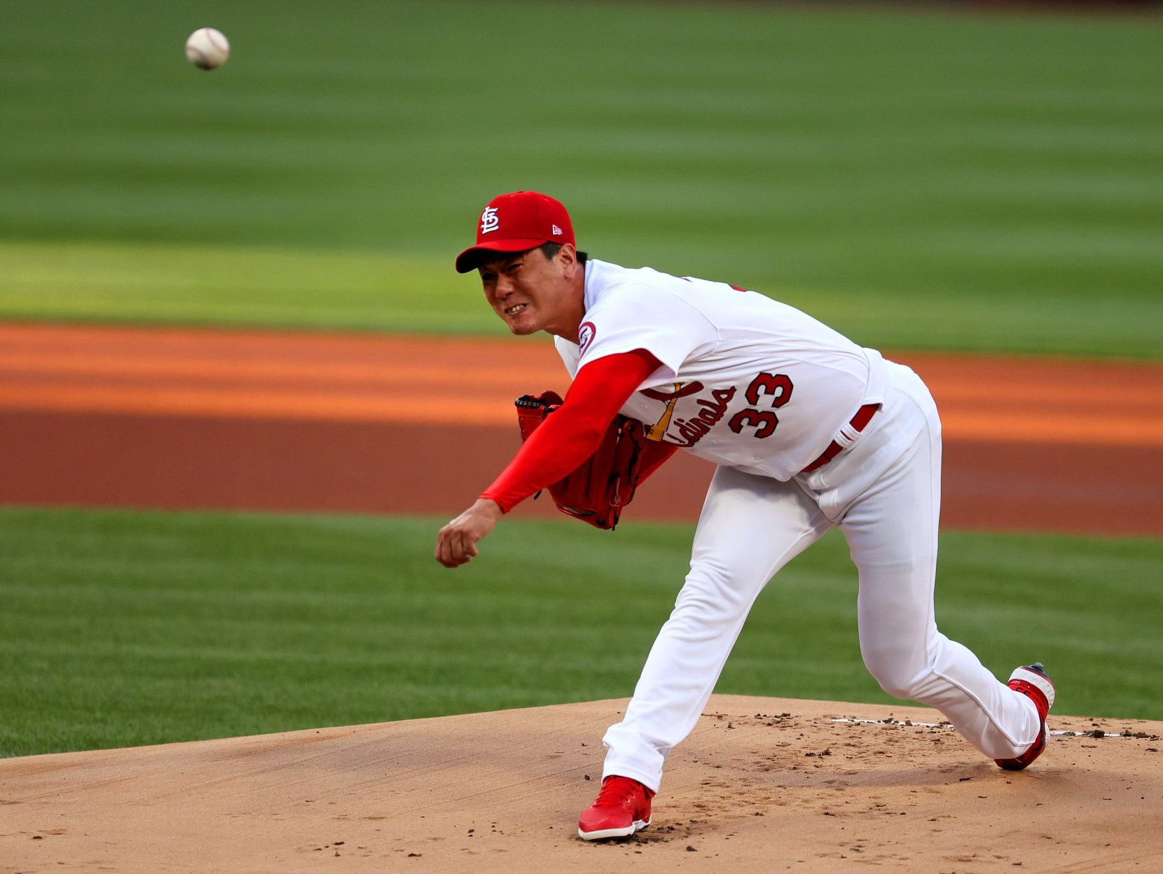 Cardinals host Reds